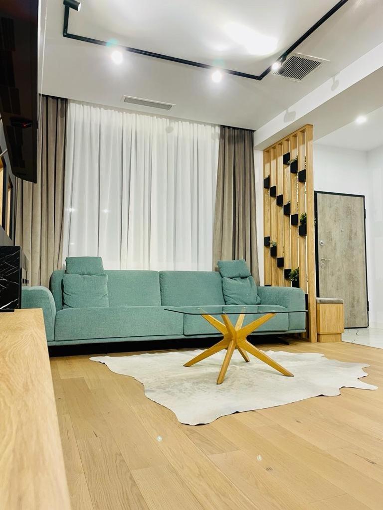 Eden - Elegant Retreat In Rosetti Luxury Apartment Bukares Bagian luar foto