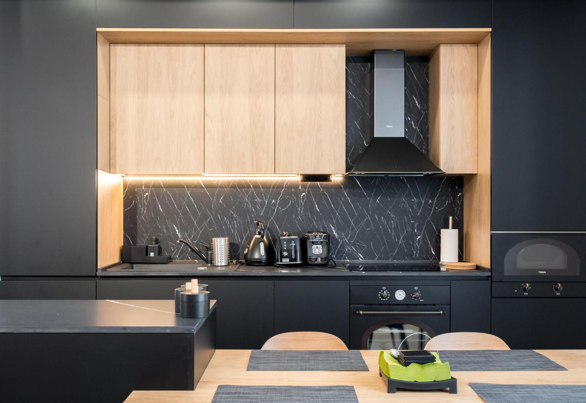 Eden - Elegant Retreat In Rosetti Luxury Apartment Bukares Bagian luar foto