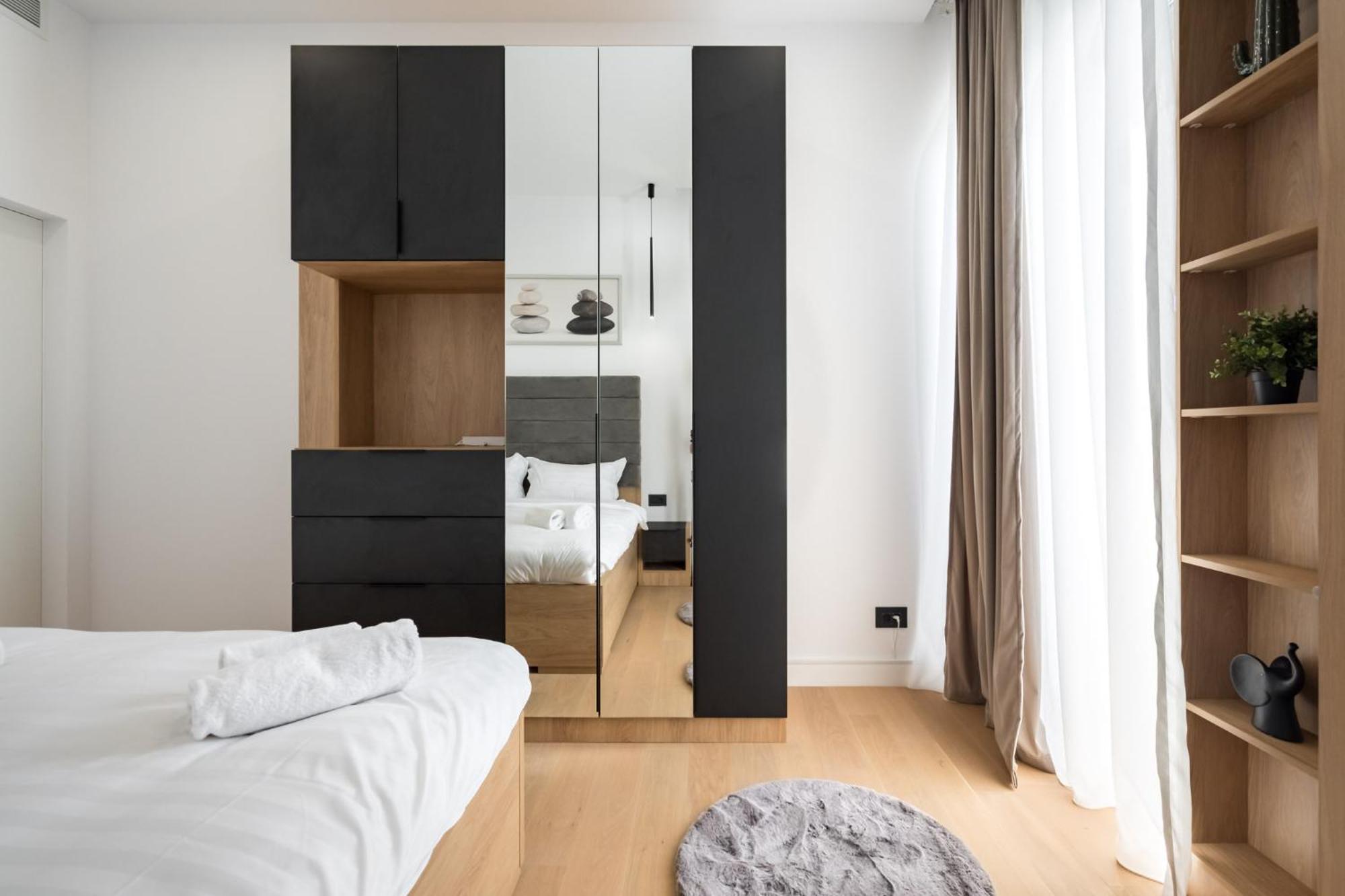 Eden - Elegant Retreat In Rosetti Luxury Apartment Bukares Bagian luar foto
