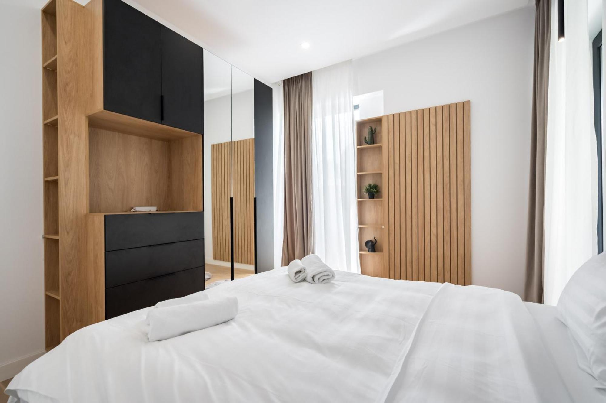 Eden - Elegant Retreat In Rosetti Luxury Apartment Bukares Bagian luar foto
