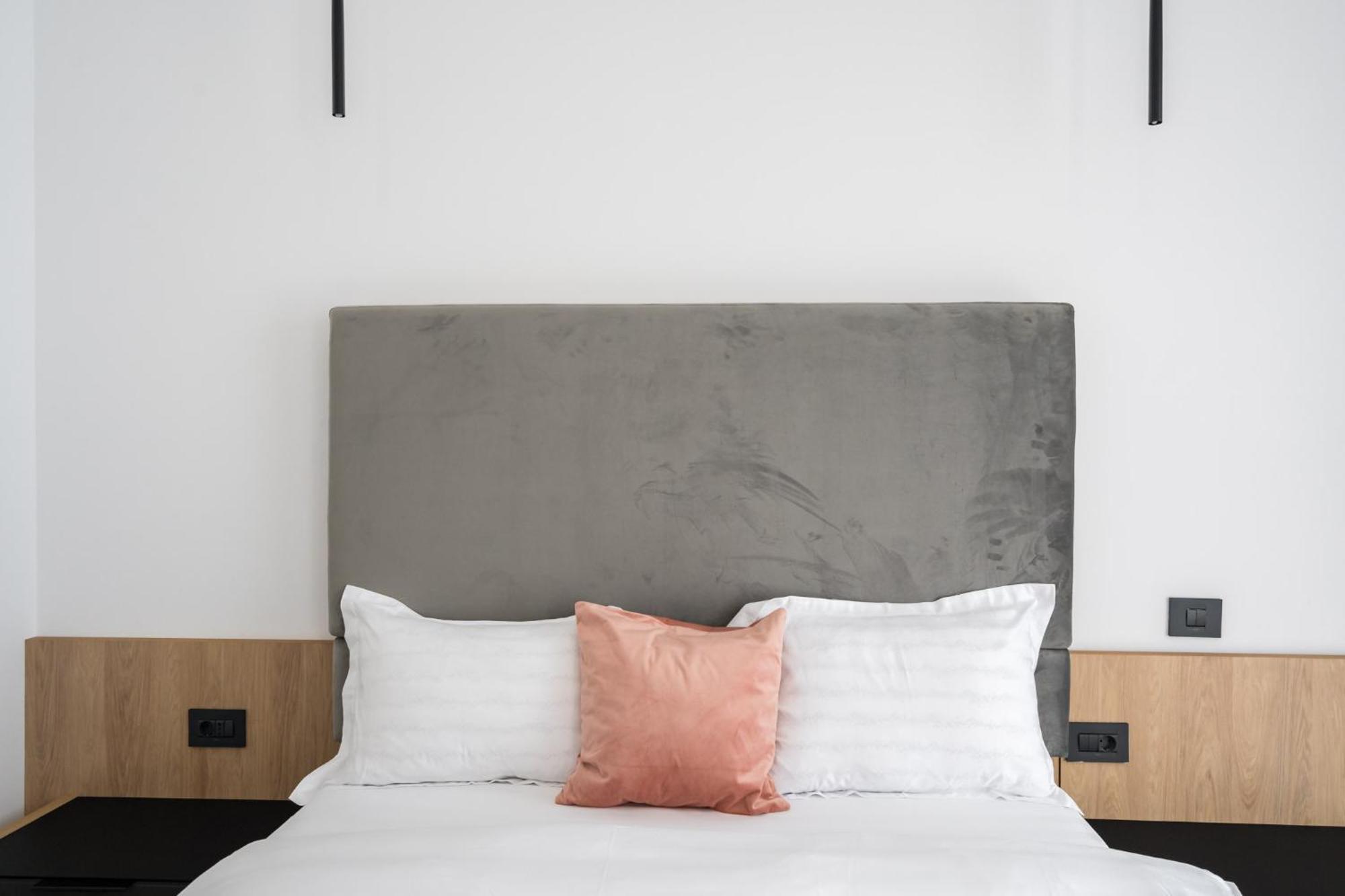 Eden - Elegant Retreat In Rosetti Luxury Apartment Bukares Bagian luar foto